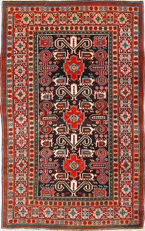 MATTA, sannolikt  Shirvan, Perpedil. Ca 170x106 cm.