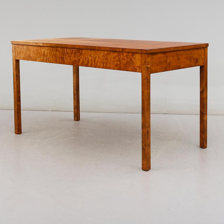 SKRIVBORD, 1900-talets första hälft.