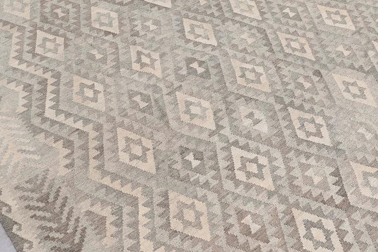 A CARPET, Kilim, ca 369 x 280 cm.