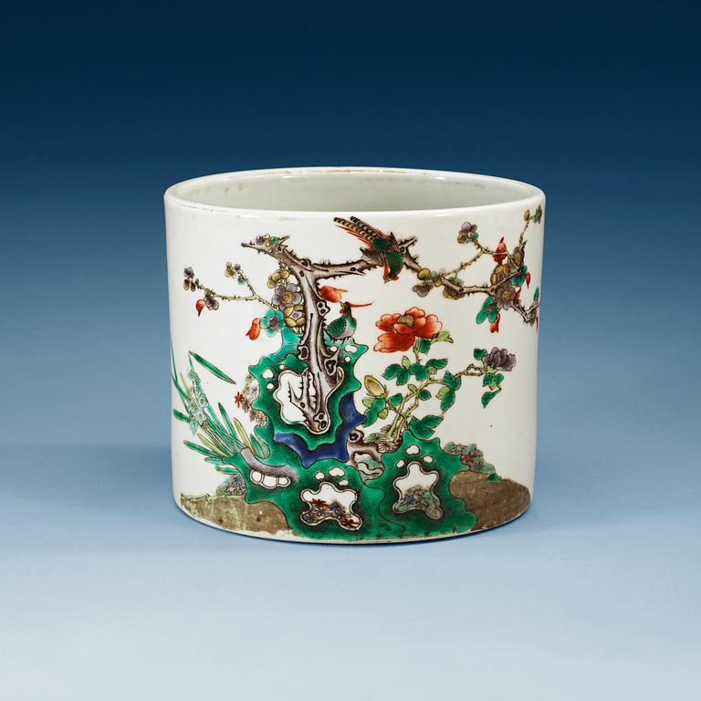 A famille verte brush pot, Qing dynasty.