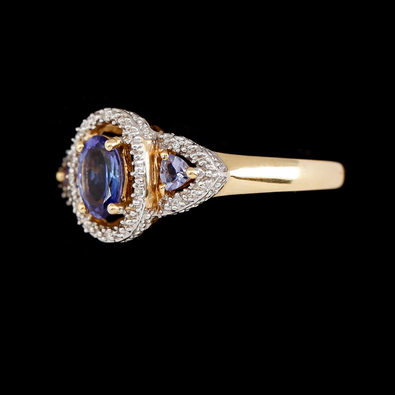 RING, 14 k guld, tanzaniter, diamanter tot ca 0.20 ct.
