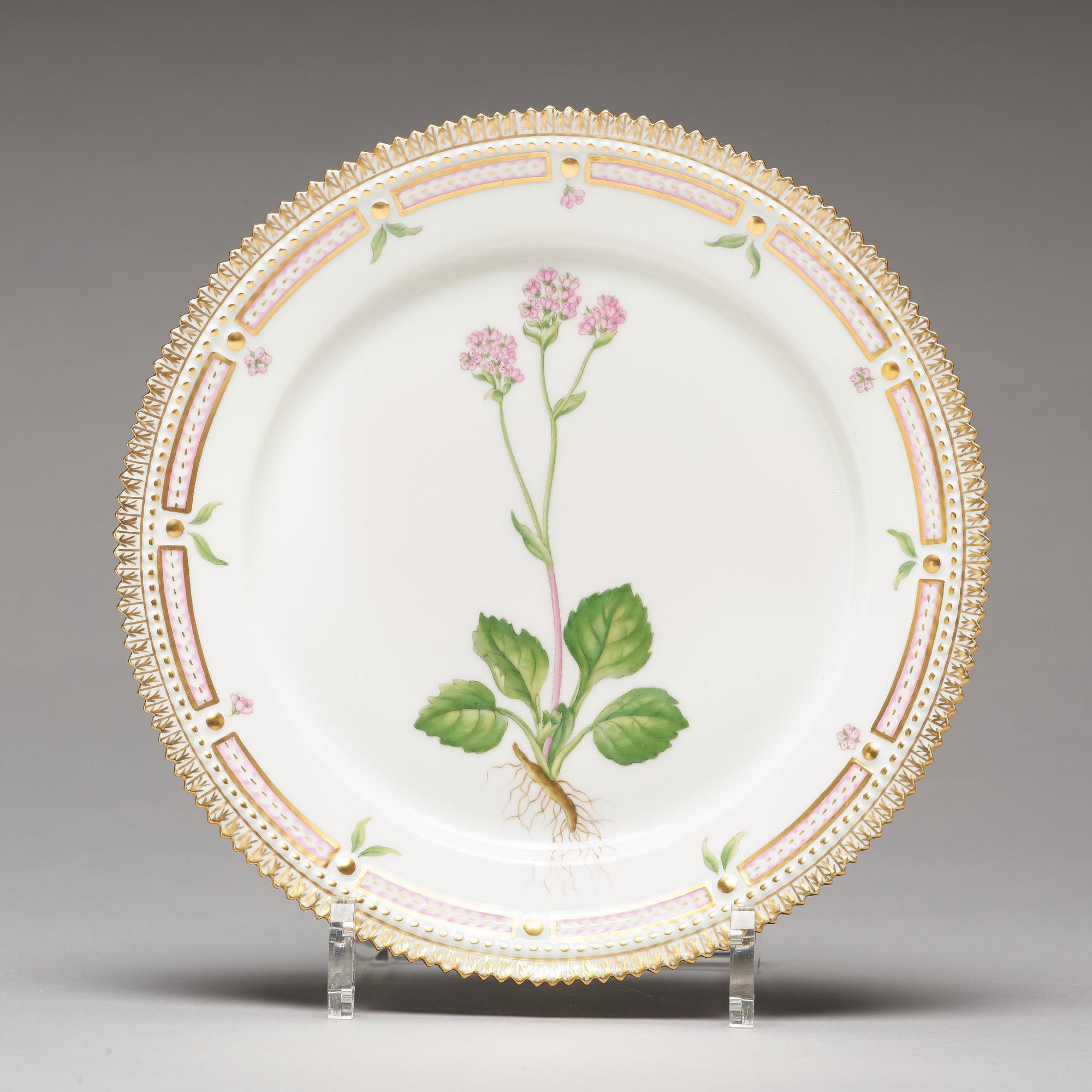 LUNCHTALLRIKAR, 12 stycken (6+6), porslin. "Flora Danica", Royal Copenhagen, Danmark, 1900-tal.