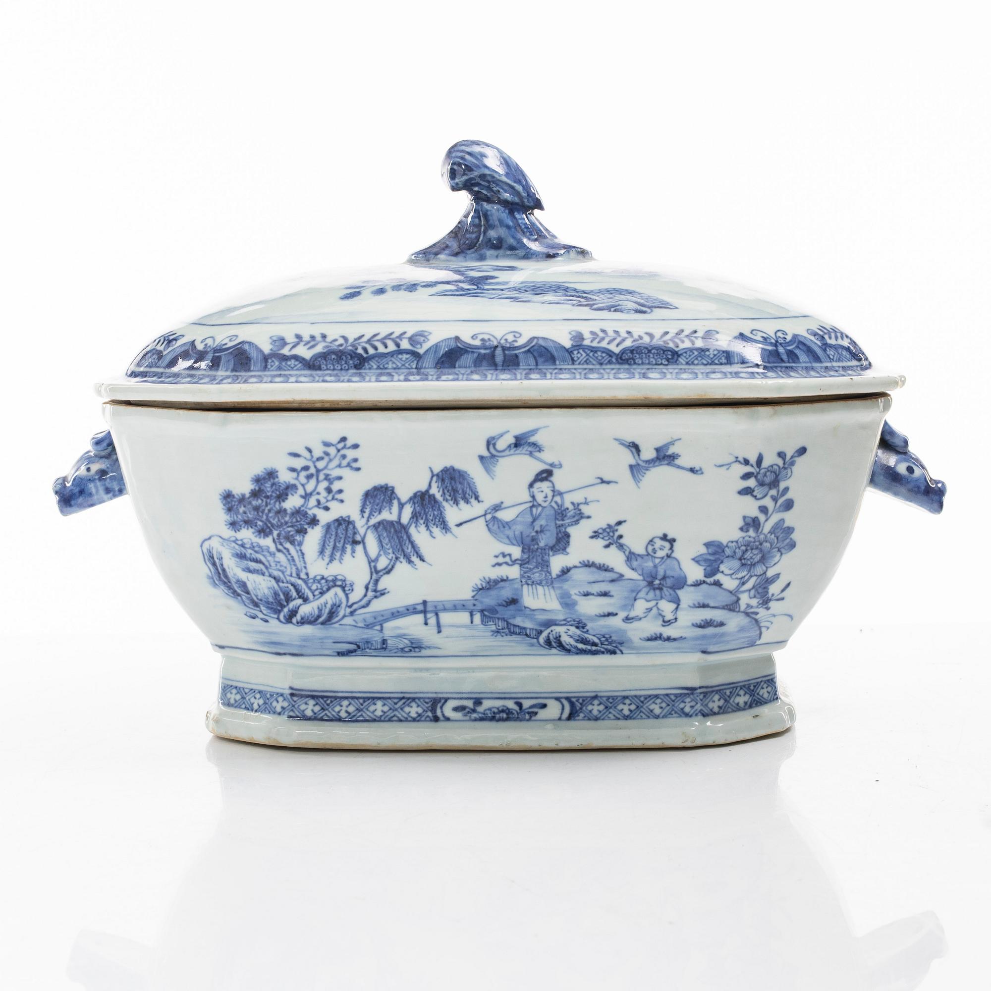 Porcelain, 9 decares, China, 18th-19th century.