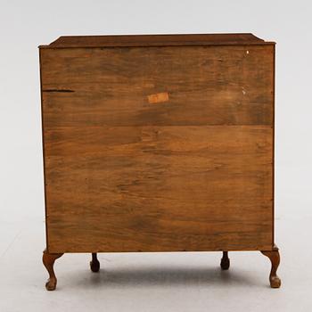 VITRINSKÅP, England, 1900-talets första hälft.