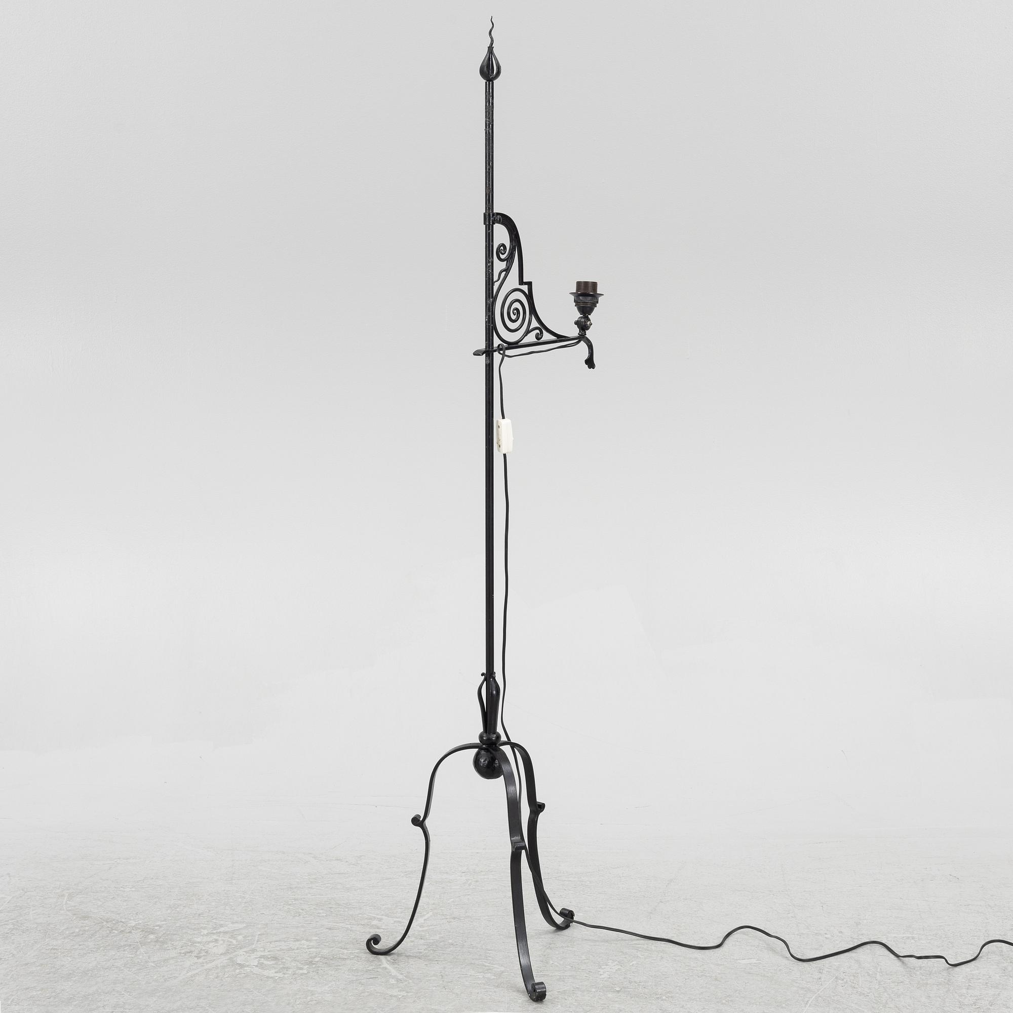 A floor lamp, first half of the 20th Century.