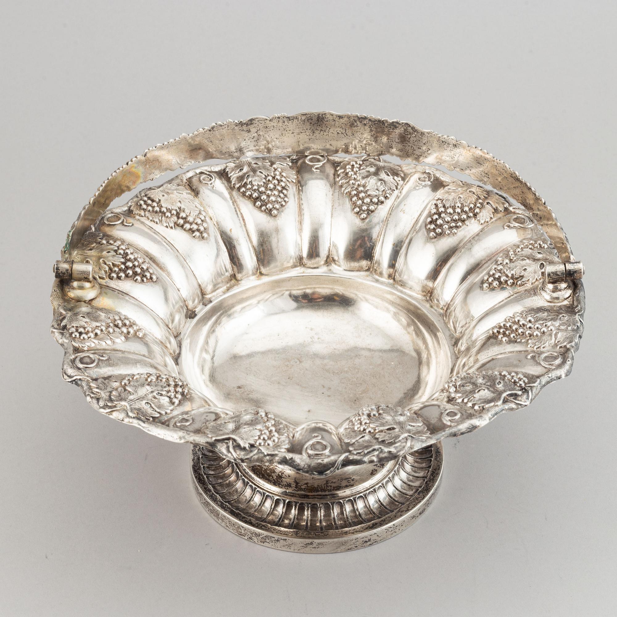 A Swedish 19th century silver fruit-basket, mark of Gustaf Möllenborg, Stockholm 1835.