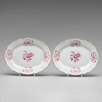 A pair of purple camaieu and bianco sopra bianco serving dishes, Qing dynasty, Qianlong (1736-95).