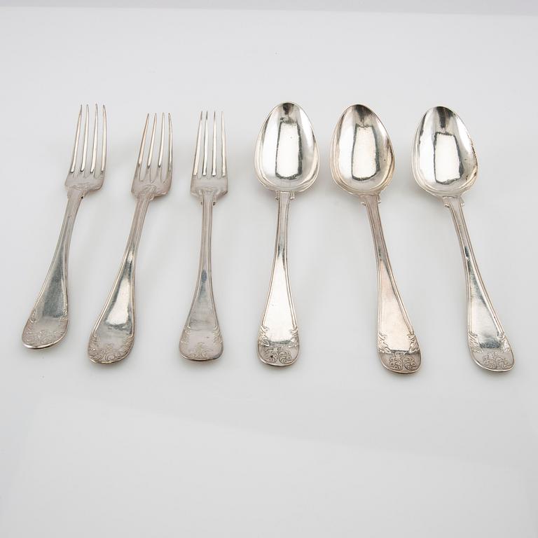 Cutlery 11 pcs spoons and 6 pcs forks similar silver 19th century.