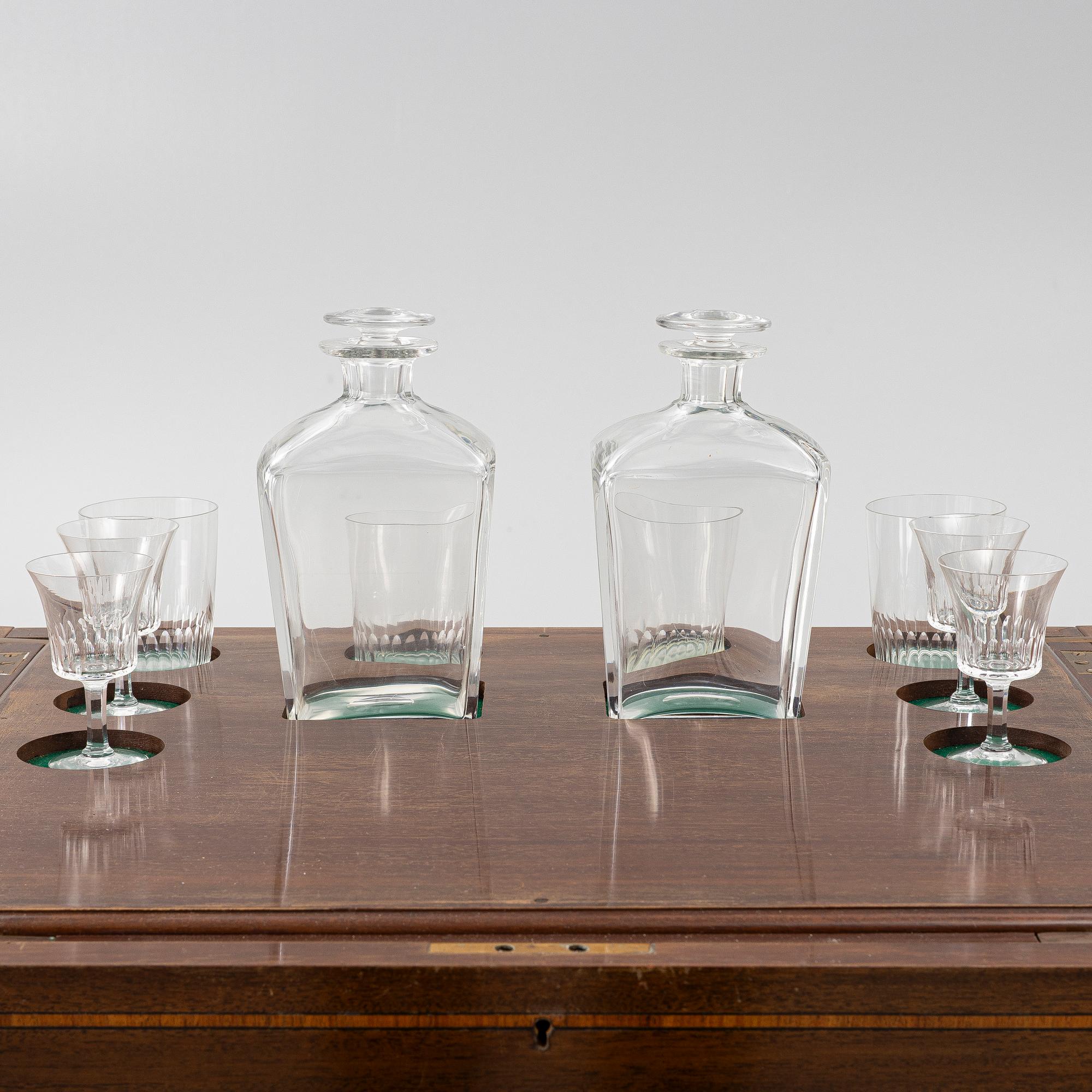 Drinks trolley/bar cabinet, first half of the 20th century.