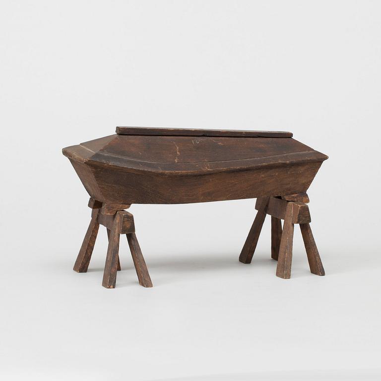 Axel Petersson Döderhultarn, "Begravning" (= The funeral) (9 pieces).