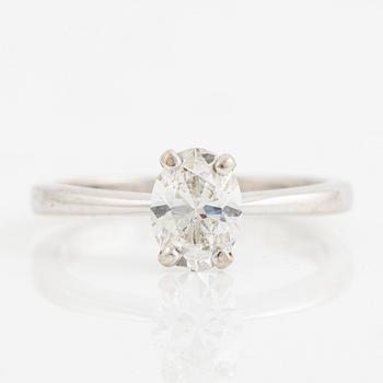 Ring 18K white gold set with an oval brilliant-cut diamond, VANBRUUN.
