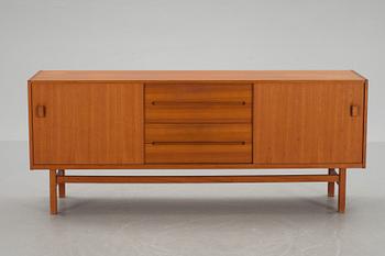 SIDEBOARD, "Arild", Nils Jonsson för Troeds, Bjärnum, 1960-70-tal.