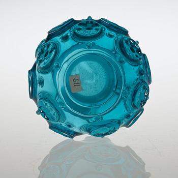 Edvin Öhrström, An Edvin Öhrström 'Edvin' glass vase, Orrefors 1947.