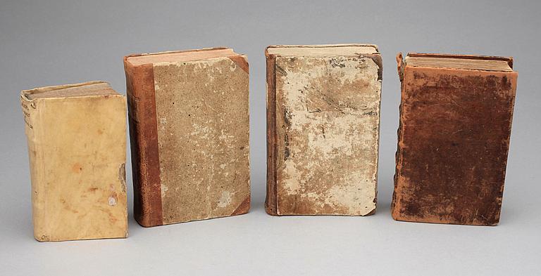 BÖCKER, 4 st, bla "Les Avantures de Telemaque fils D´Ulysse..." av de Salignac och Fenelon, Paris 1735.