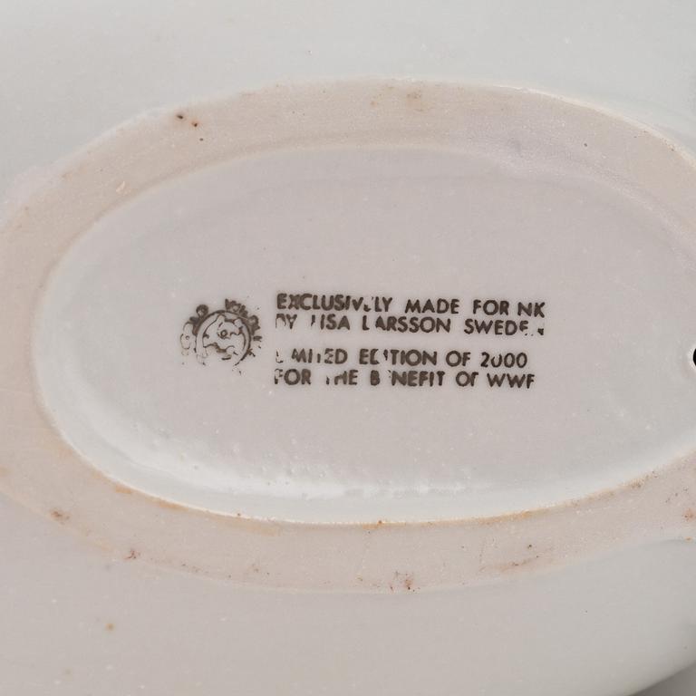 Lisa Larson, figuriner, 3 st, stengods, för NK, Nordiska Kompaniet i samarbete med WWF, Gustavsberg.