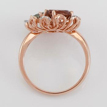 RING, 14K roséguld, diamanter och olikfärgade stenar.