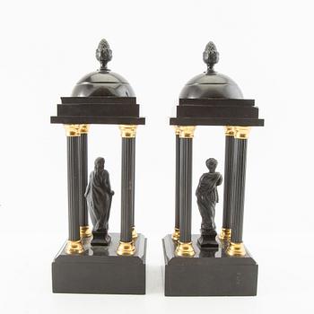 Table garniture 3 dlr early 20th century.