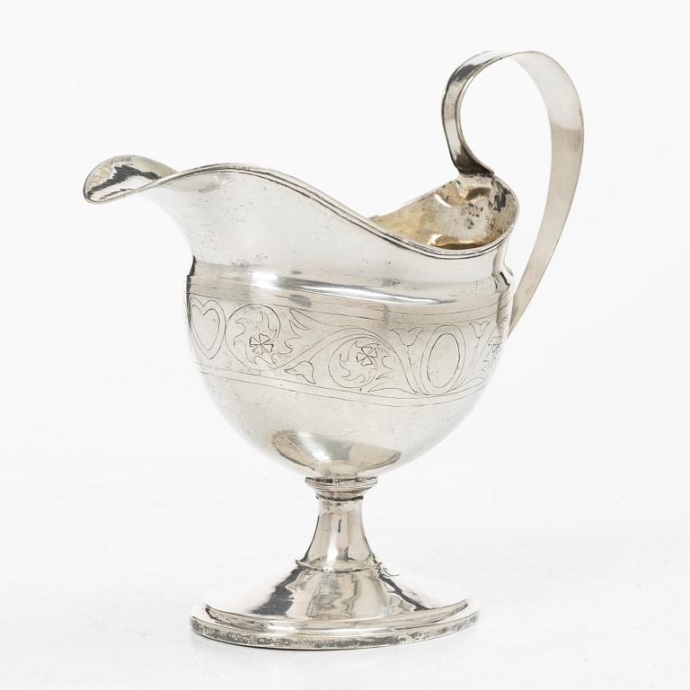 Carl Zacharias Schultz, gräddkanna, silver, (verksam 1819-1847) Tavastehus, Finland.