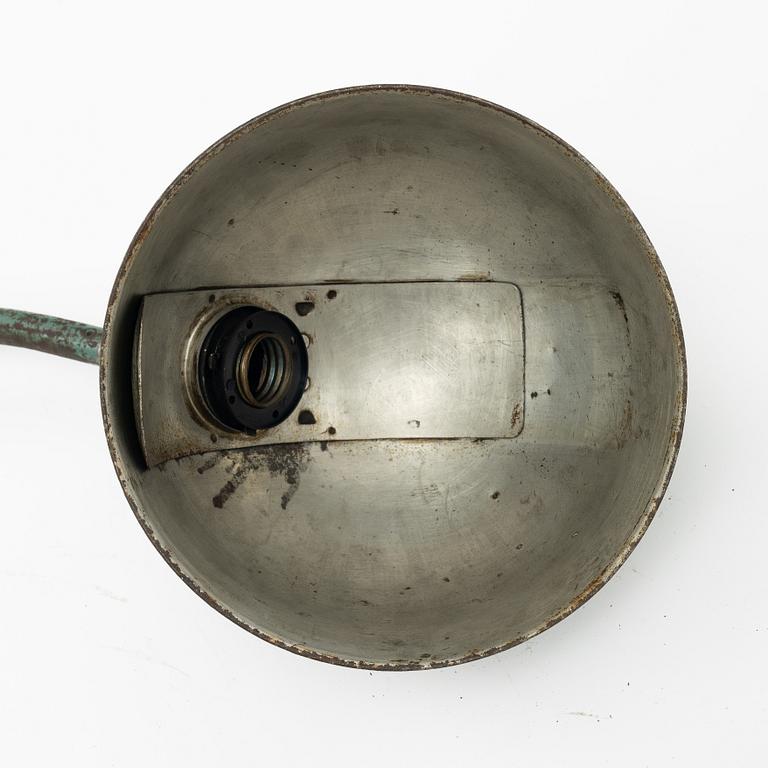 Industrilampa, 1900-talets mitt.