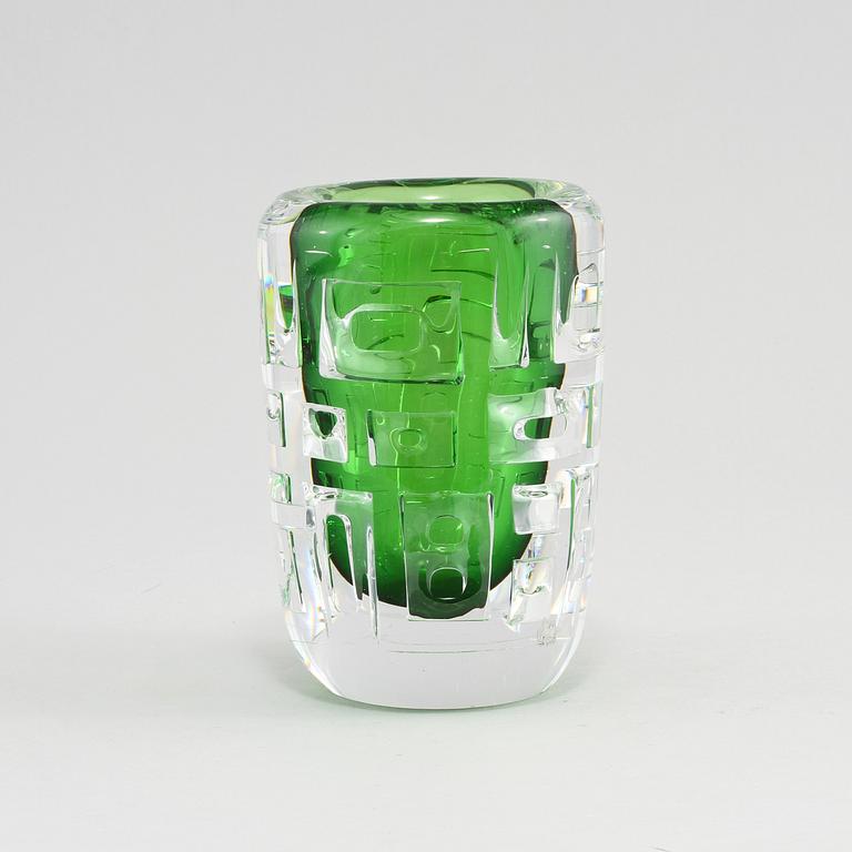 VICKE LINDSTRAND, vas, glas, unik, Kosta, signerad.