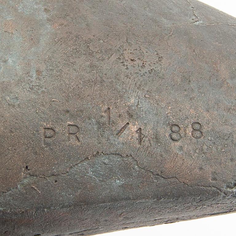Pekka Rytkönen, skulptur, brons, signerad daterad och numrerad  1/1 88.
