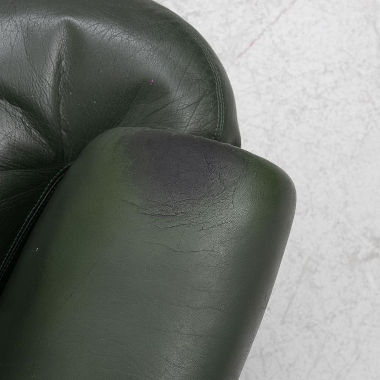 Josef Frank, fåtölj, modell 568, Firma Svenskt Tenn, 1900-talets mitt.