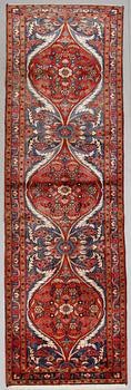 MATTA, Mehraban, ca 290 x 85 cm.