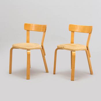 Alvar Aalto, A set of five late 20th century '69' chairs, for Artek, Finland.