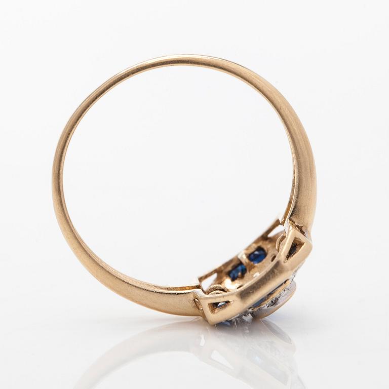 A 14K gold ring with sapphires and eight-cut diamonds. Finnish import marks 1994.