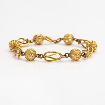 A 14K gold bracelet. Finnish import marks 1972.