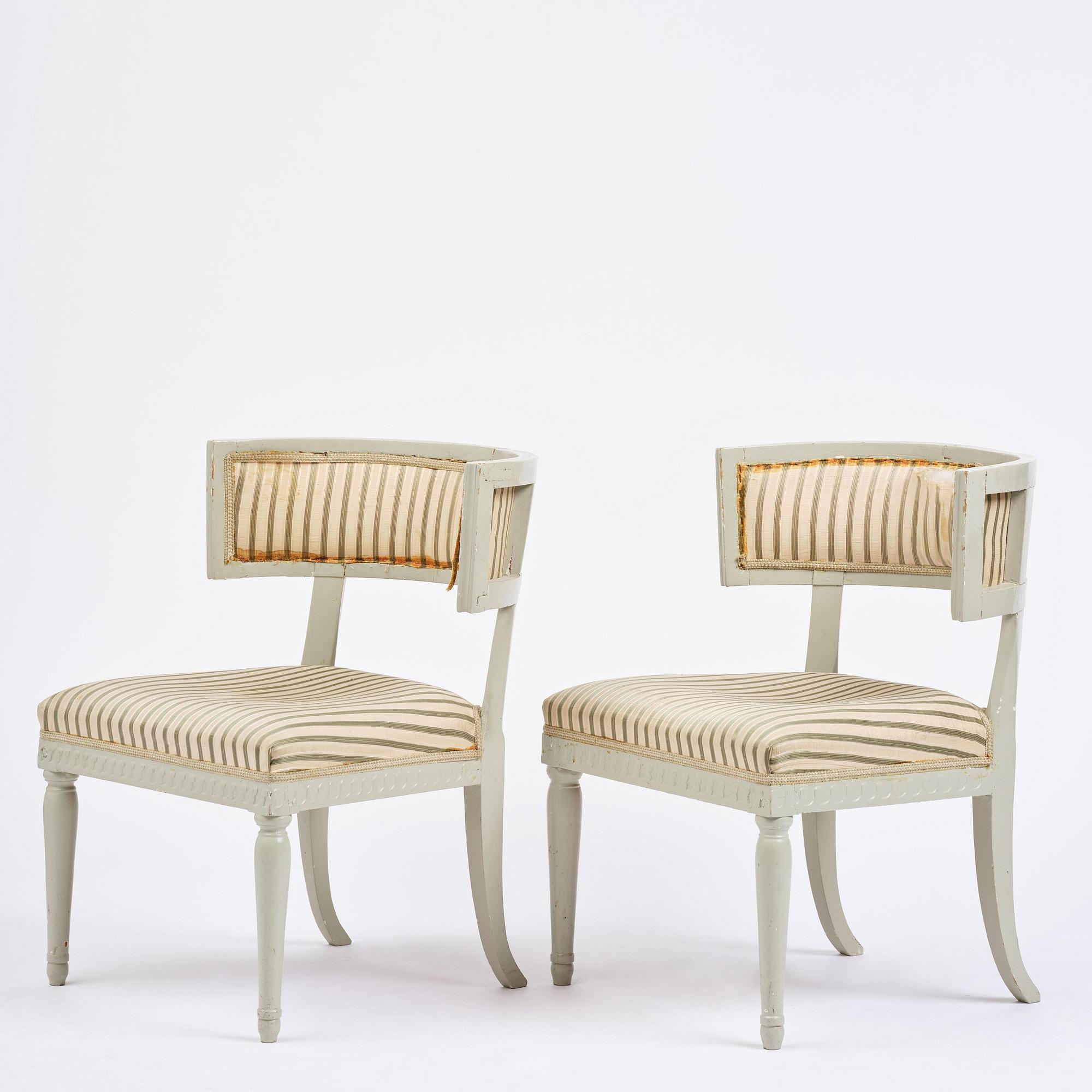 A pair of late Gustavian klismos chairs, late 18th century.