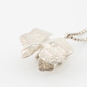 Theresia Hvorslev, pendant and bracelet, sterling silver, Mema, Lidköping 1975-1978.