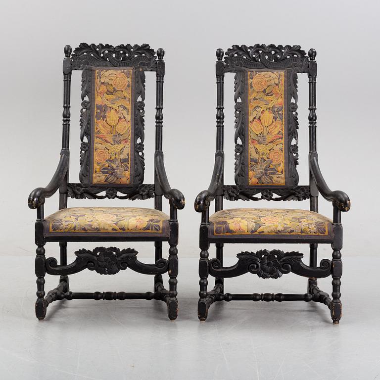 A pair of baroque chairs from around the year 1700.