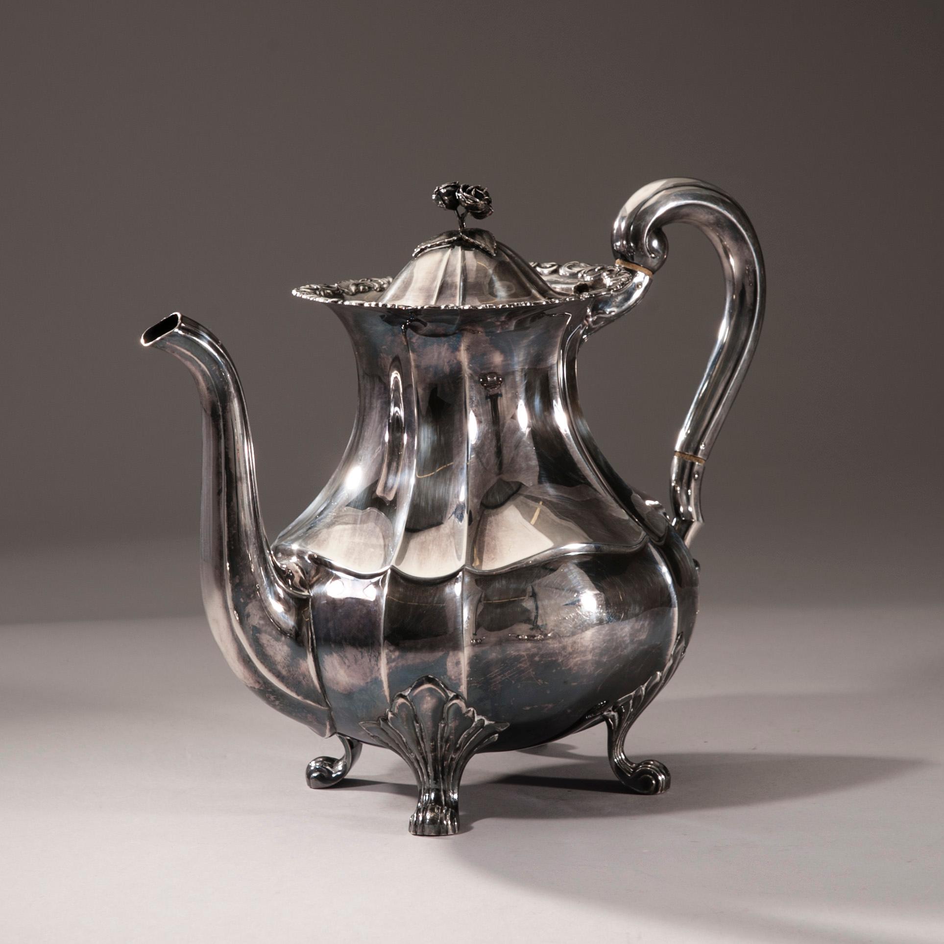 KAFFESERVIS, 3 delar, silver, finska kontrollstämplar, Tavastehus 1947. Total vikt ca 1145 g.