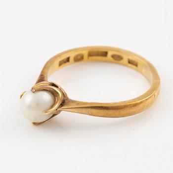 Ring, 23K gold with pearl.