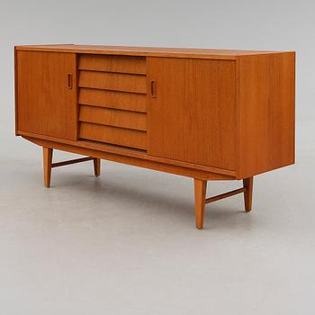 SIDEBOARD, 1900-talets andra hälft.