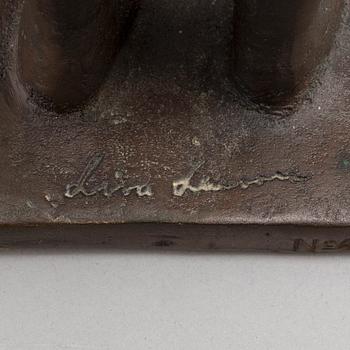 LISA LARSON, skulptur, brons, signerad och numrerad No 487.