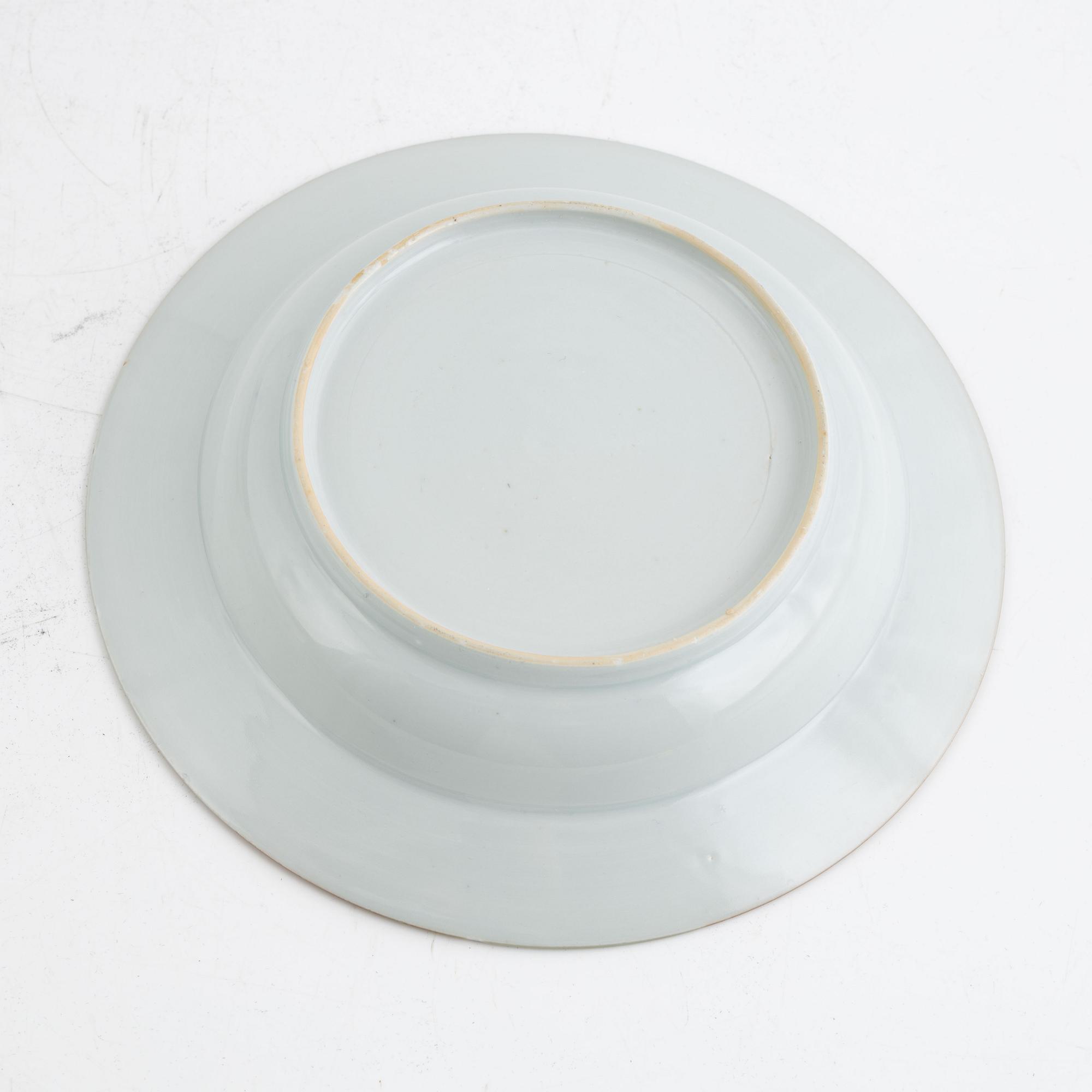 A set of six blue and white soup plates, Qing dynasty, Qianlong (1736-95).
