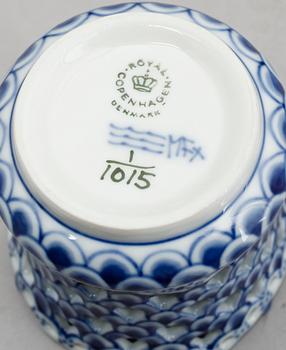 SERVISPORSLIN, 5 del, porslin, Musselmalet, Royal Copenhagen, 1970-tal.