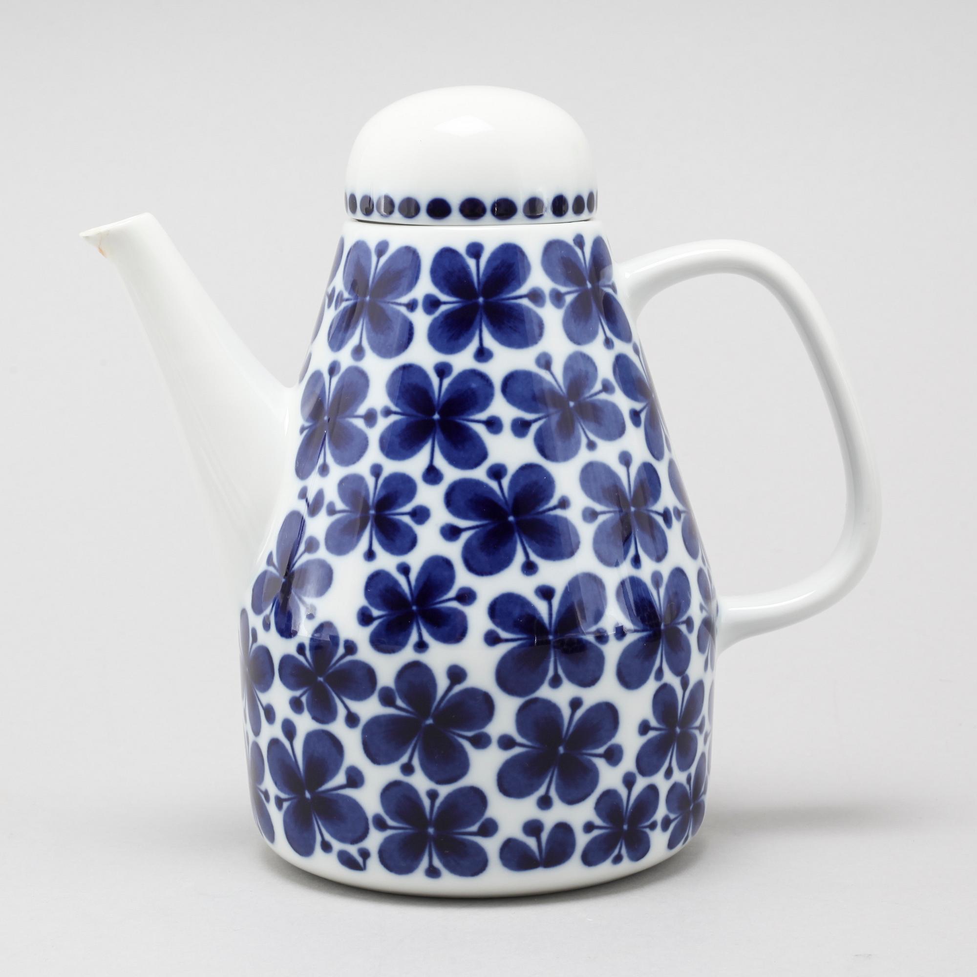 44 pieces of porcelain tableware by Marianne Westman, model "Mon Ami", for Rörstrand, 20th century.