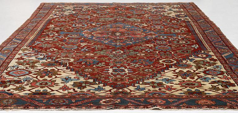 Matta, Heris, antik, 390 x 280 cm.