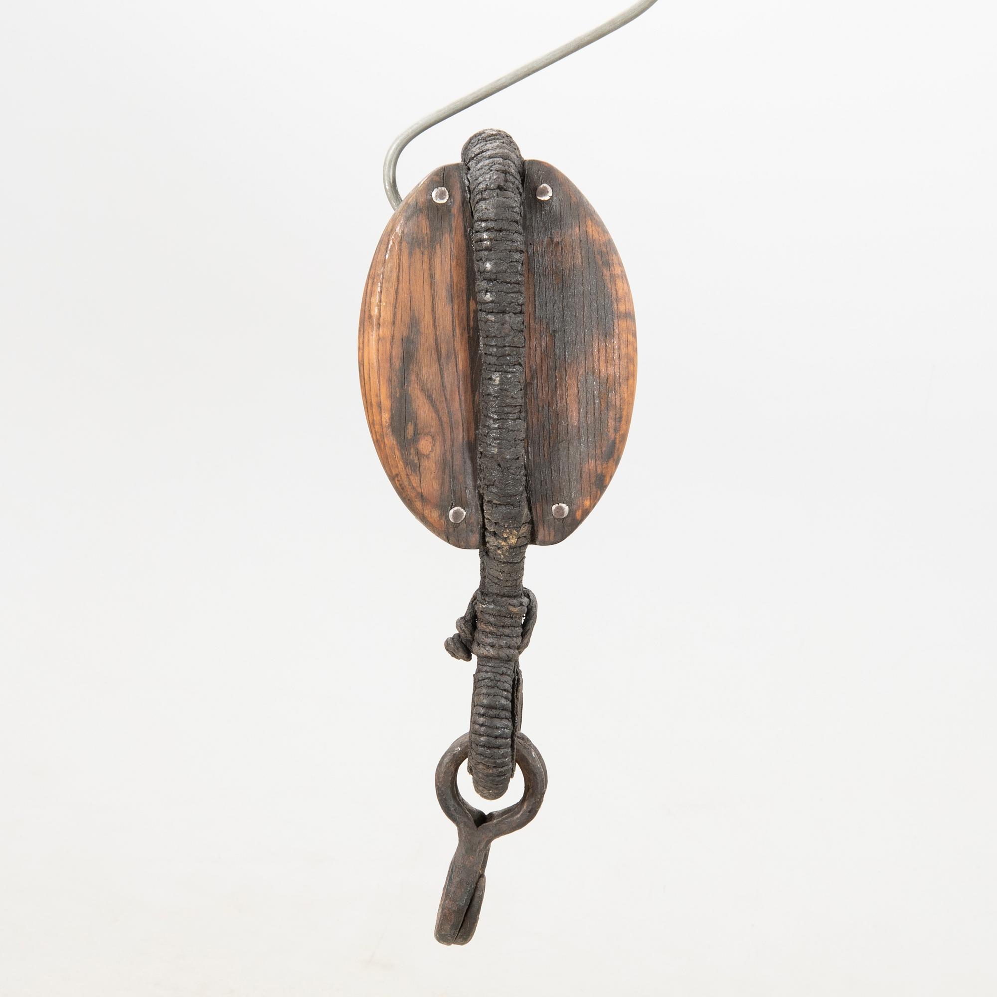 Block med syskonhakar samt jungfru, 1800-talets senare del / 1900-talets början.