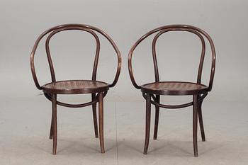 KARMSTOLAR, ett par. Thonet-stil, 1900-talets början.