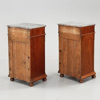 SÄNGBORD, ett par, 1800-talets slut.