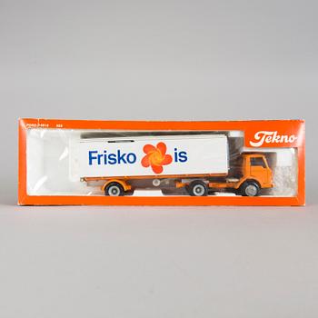TEKNO, 2 stycken, Danmark och Holland, 1960/70-tal.