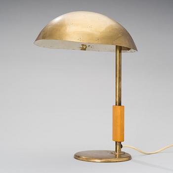 PAAVO TYNELL, A DESK LIGHT. Taito, designed in 1949.