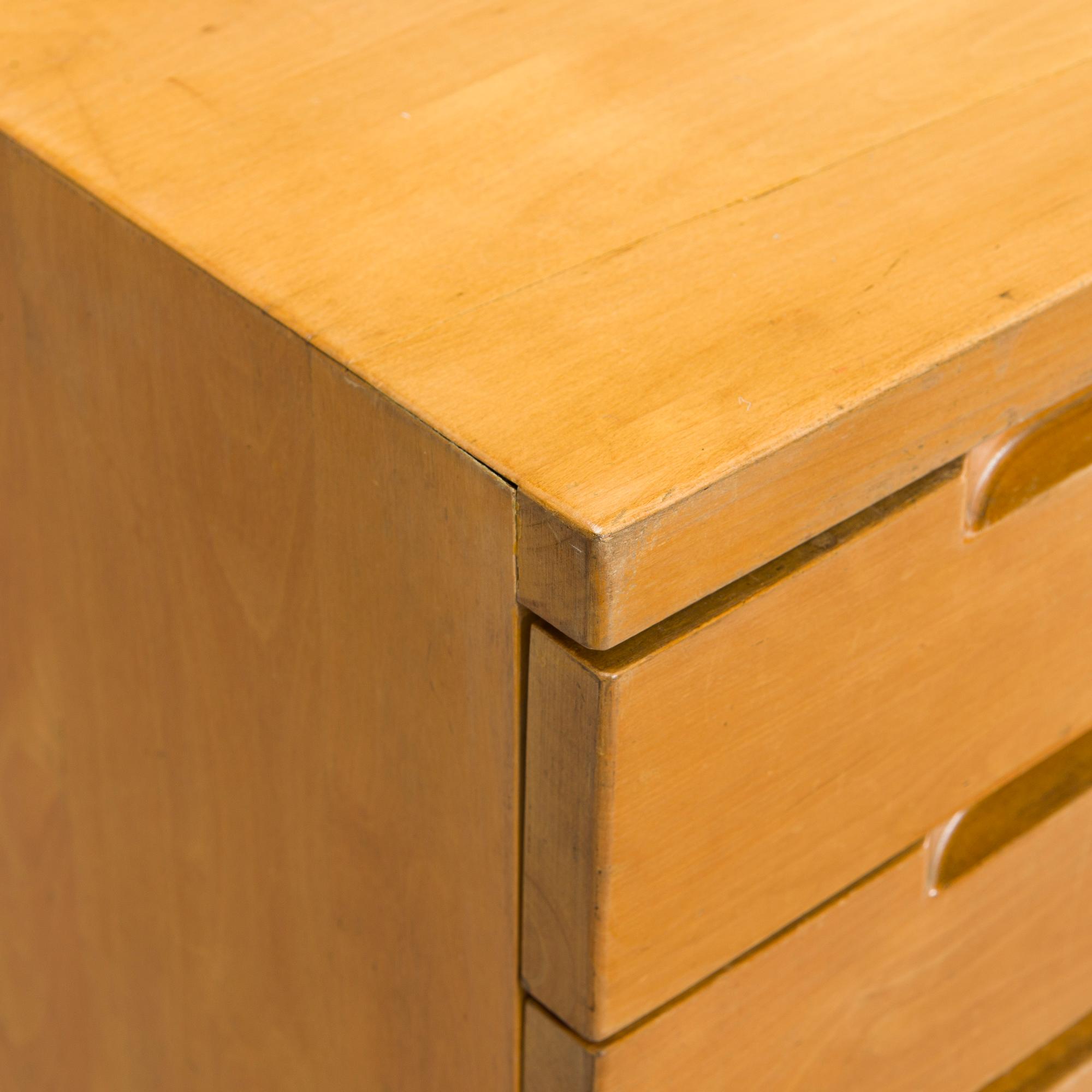 Aino Aalto, An early 1930s 'B96' drawer unit for O.Y. Huonekalu-ja Rakennustyötehdas A.B. Finland.