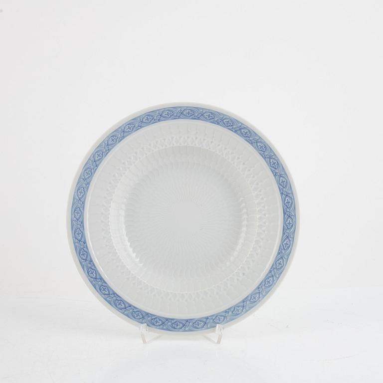 Arnold Krogh, twelve "Blå vifte" plates, Royal Copenhagen, Denmark.