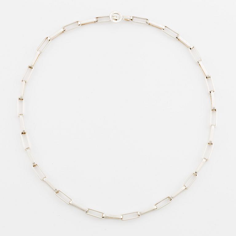 Karl-Ingemar Johansson, a silver necklace and bracelet, Gothenburg 1965.