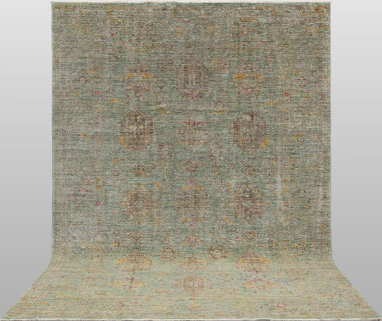 Rug, Zigler Design, 290 x 196 cm.